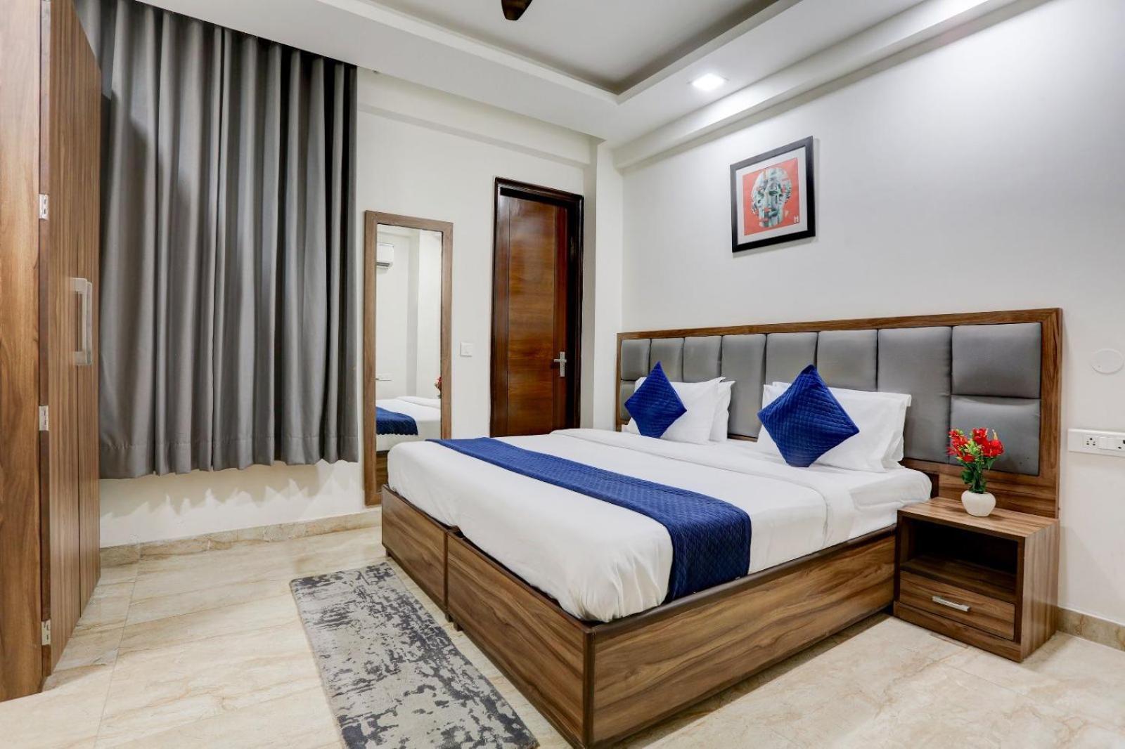 Hotel Greysky Medicity Gurgaon Exteriör bild
